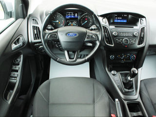 Ford Focus foto 8