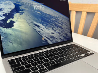 MacBook Air 2020 foto 3