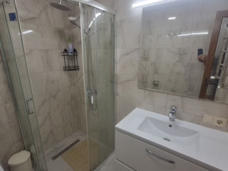 Apartament cu 2 camere, 45 m², Botanica, Chișinău foto 3