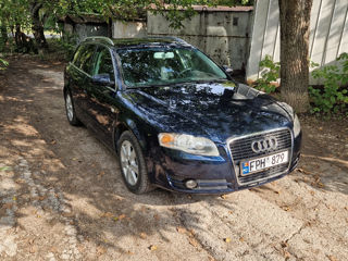 Audi A4 фото 6