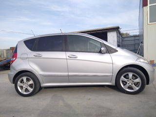 Mercedes A-Class foto 3