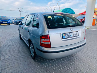 Skoda Fabia foto 4