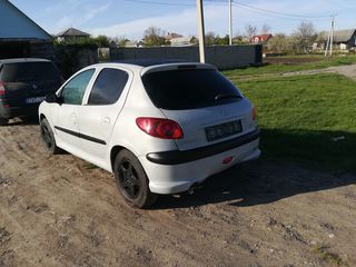 Peugeot 206 foto 6