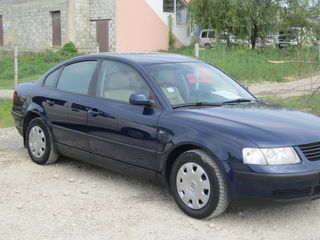 Volkswagen Passat foto 1