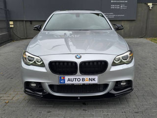 BMW 5 Series foto 4