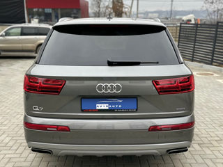 Audi Q7 foto 6