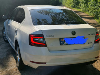 Skoda Octavia foto 1