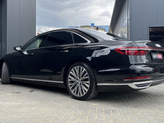 Audi A8 foto 8