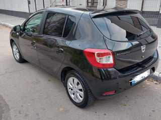 Dacia Sandero foto 3