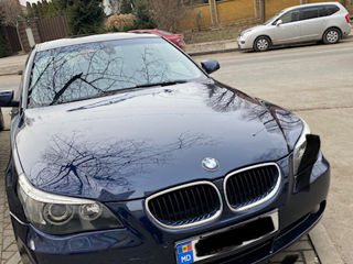 BMW 5 Series фото 4