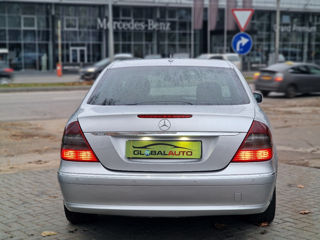 Mercedes E-Class foto 5