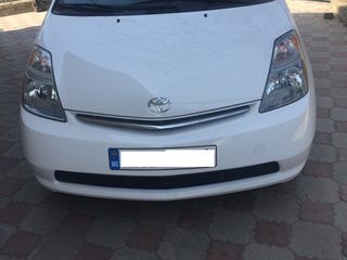 Toyota Prius foto 1