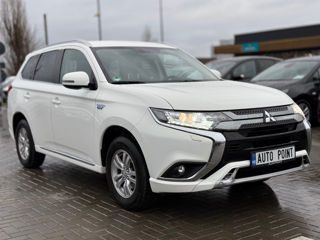 Mitsubishi Outlander foto 2