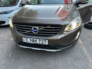 Volvo XC60 foto 2