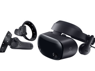 Samsung hmd odyssey+ windows mixed reality headset with 2 wireless controllers 3.5" black