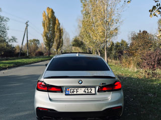 BMW 5 Series foto 5