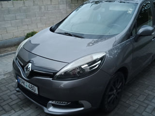 Renault Grand Scenic foto 9