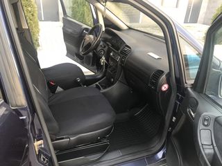 Opel Zafira foto 7