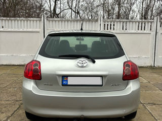 Toyota Auris foto 4