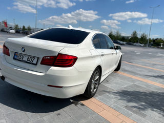 BMW 5 Series foto 6