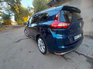 Renault Grand Scenic foto 2