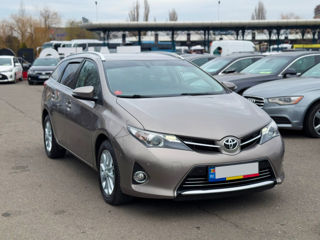 Toyota Auris foto 4