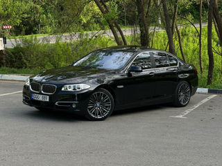 BMW 5 Series foto 2