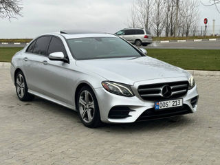 Mercedes E-Class foto 2