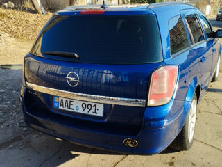 Opel Astra foto 4