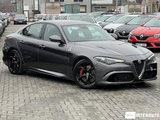 Alfa Romeo Giulia foto 4