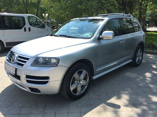 Volkswagen Touareg foto 2