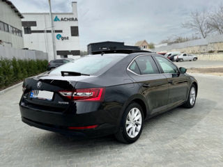 Skoda Superb foto 5