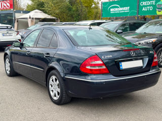 Mercedes E-Class foto 6