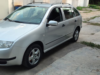 Skoda Fabia foto 4