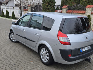 Renault Grand Scenic foto 4