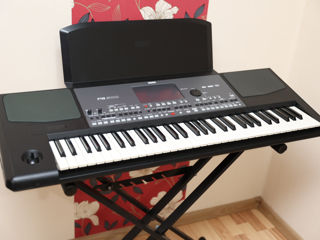 Korg Pa600 în stare foarte bună