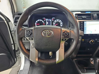 Toyota 4-Runner foto 8