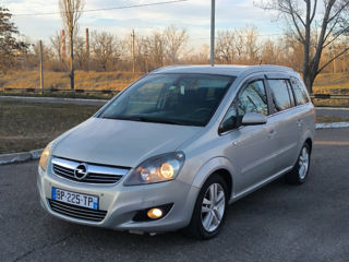 Opel Zafira foto 9