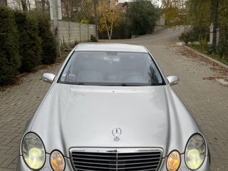 Mercedes E-Class foto 5