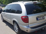 Chrysler Town&Country foto 2