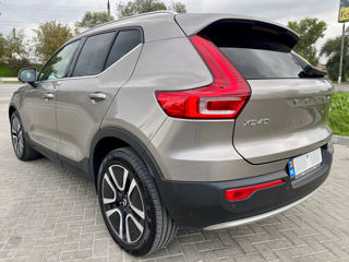 Volvo XC40 foto 2