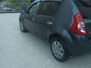 Dacia Sandero foto 3