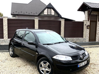 Renault Megane foto 3