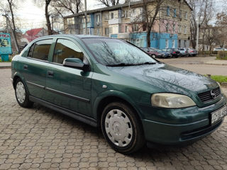 Opel Astra foto 2