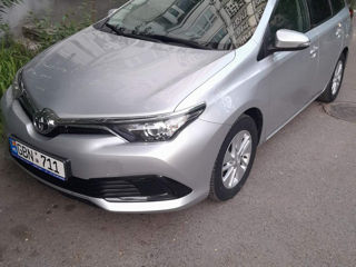 Toyota Auris foto 2