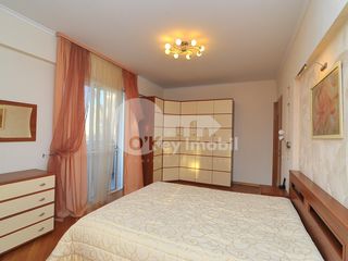 Apartament cu 3 camere, 130 mp, reparație euro, Centru, 600 € ! foto 3