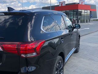 Mitsubishi Outlander foto 5