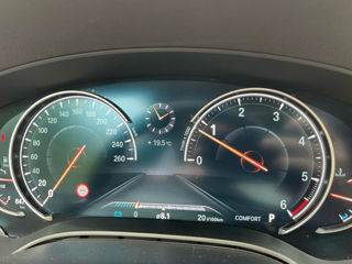 BMW 5 Series foto 6