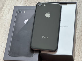 iPhone 8 black 256 gb foto 4