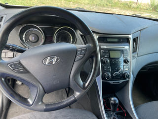 Hyundai Sonata foto 3